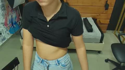 Snapshot of mila_kiitty chatting on October 31, 11:00 am Milena online show from October 31, 11:00 am