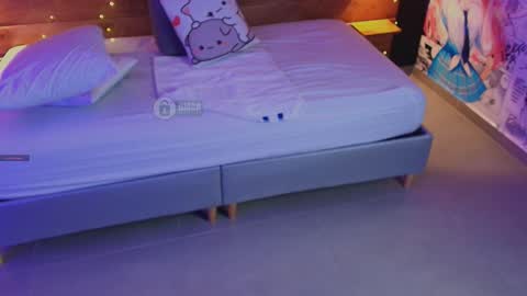 Snapshot of mila_kiitty chatting on November 8, 10:59 am Milena online show from November 8, 10:59 am