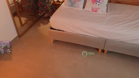 Snapshot of mila_kiitty chatting on November 21, 11:20 am Milena online show from November 21, 11:20 am