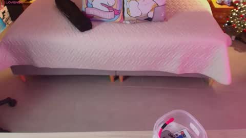 Snapshot of mila_kiitty chatting on December 1, 11:15 am Milena online show from December 1, 11:15 am