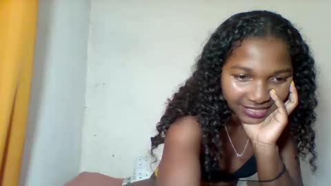 mila_lunah online show from March 31, 1:00 pm