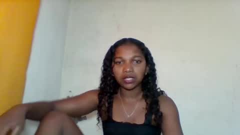 mila_lunah online show from April 29, 3:43 am