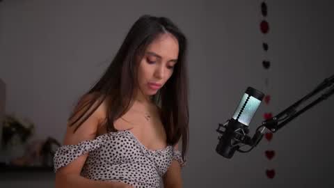 Snapshot of mila_may_ chatting on February 9, 6:11 am mila may online show from February 9, 6:11 am