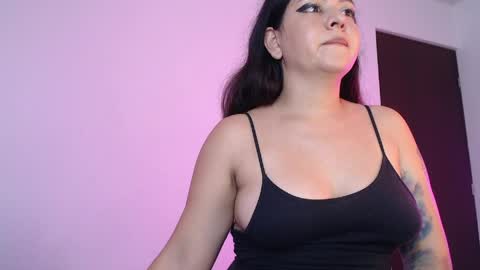 mila_phoenix online show from April 24, 8:55 pm