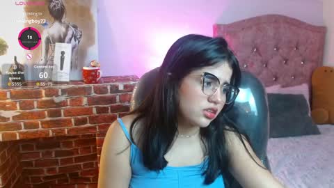 mila_quin online show from April 7, 8:20 pm
