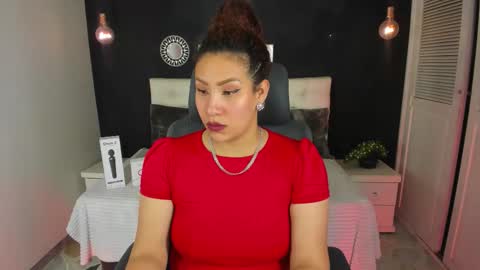   online show from March 17, 8:23 pm