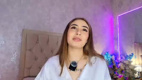 Snapshot of mila_smirnovavk chatting on June 27, 3:55 am MILA online show from June 27, 3:55 am