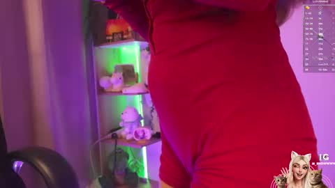 M I L A  online show from November 13, 11:53 am