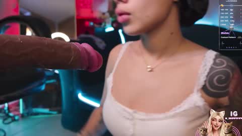 M I L A  online show from February 18, 11:39 am