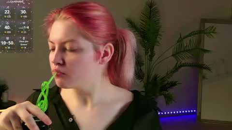 Snapshot of mila_taylorrr chatting on May 24, 6:13 pm Lisa online show from May 24, 6:13 pm