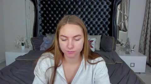 Milla online show from February 8, 12:41 pm