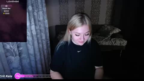 Snapshot of milabrenda chatting on September 23, 12:46 am Mila online show from September 23, 12:46 am