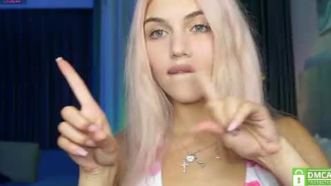 Snapshot of milabunny_ chatting on August 1, 1:21 pm Mila and u can call me sweet bunny online show from August 1, 1:21 pm