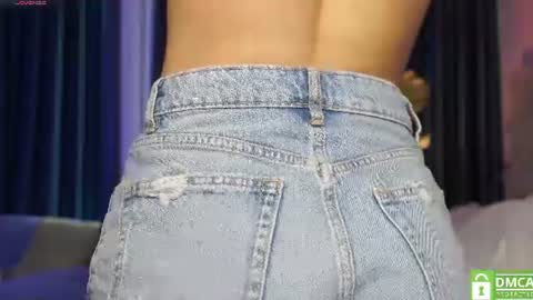 Snapshot of milabunny_ chatting on August 7, 3:30 am Mila and u can call me sweet bunny online show from August 7, 3:30 am