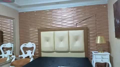 miladiosa online show from June 30, 11:55 am