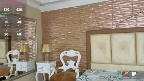miladiosa online show from July 21, 12:18 pm