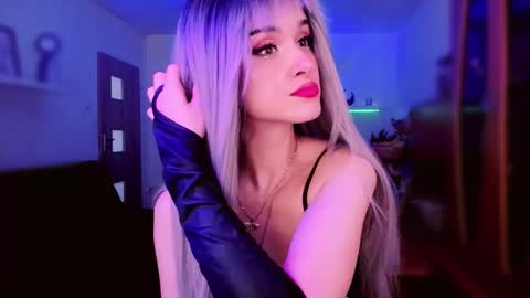 MiladyJolie online show from March 17, 9:12 am