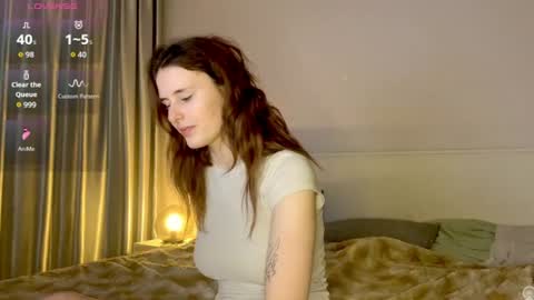 Snapshot of milaelin chatting on July 23, 8:40 pm Mila online show from July 23, 8:40 pm