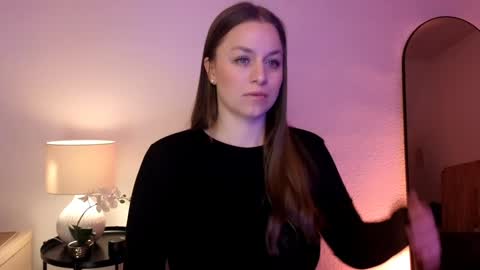 Mila Fleur online show from January 30, 8:32 am