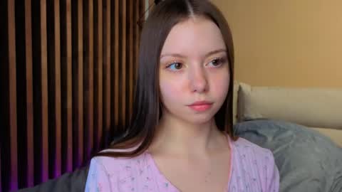 Snapshot of milaice chatting on May 16, 1:10 pm Mila online show from May 16, 1:10 pm