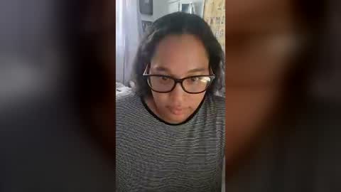 Snapshot of milajones918 chatting on June 16, 10:56 pm milajones918 online show from June 16, 10:56 pm