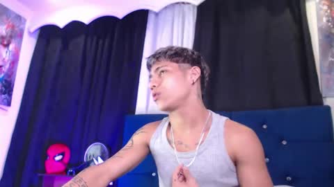 Snapshot of milan_anxel chatting on June 10, 1:50 am Milan Anxel online show from June 10, 1:50 am