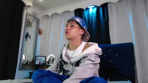 Snapshot of milan_anxel chatting on July 3, 1:23 am Milan Anxel online show from July 3, 1:23 am