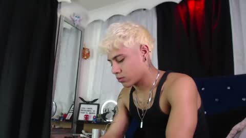 Snapshot of milan_anxel chatting on July 17, 1:12 am Milan Anxel online show from July 17, 1:12 am