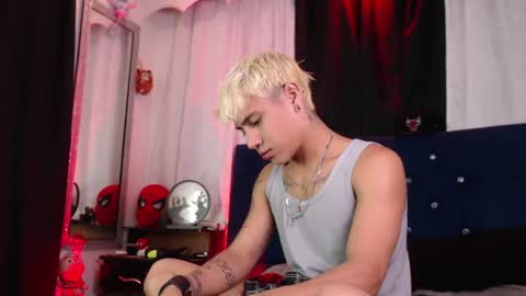 Snapshot of milan_anxel chatting on July 30, 1:26 am Milan Anxel online show from July 30, 1:26 am