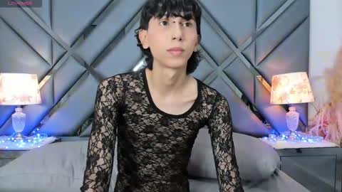 milan_lewiss online show from January 16, 12:09 pm