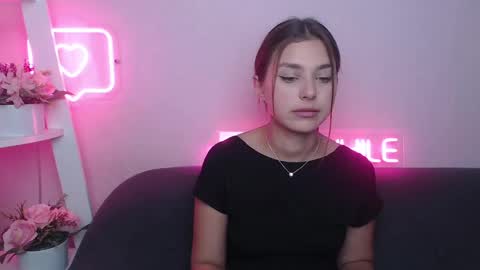 Snapshot of milanaangelas chatting on January 26, 5:56 am milanaangelas online show from January 26, 5:56 am