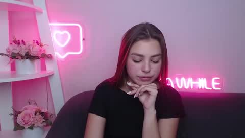 Snapshot of milanaangelas chatting on February 24, 8:49 am milanaangelas online show from February 24, 8:49 am