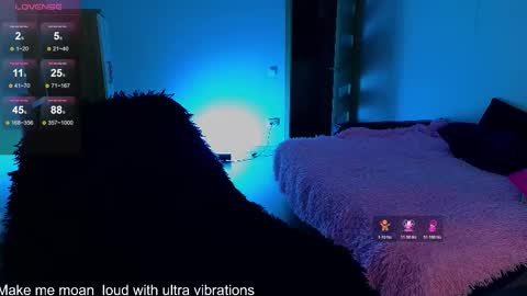 Lana online show from November 15, 7:43 pm