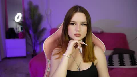 milanamoons online show from September 22, 12:18 pm