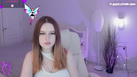 milanamoons online show from November 4, 9:52 am