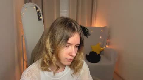 Snapshot of milanarayy chatting on July 5, 5:36 am Milaray online show from July 5, 5:36 am