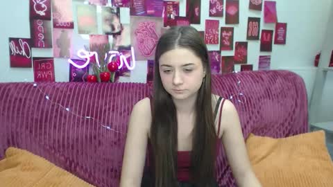 milanaroz online show from February 1, 6:12 am