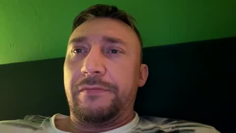 Snapshot of milanionery chatting on December 21, 6:48 pm milanionery online show from December 21, 6:48 pm