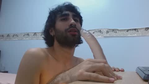 milanzaire online show from January 5, 3:43 am