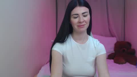 milasecretsss online show from March 25, 8:37 pm
