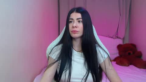 milasecretsss online show from March 29, 6:41 pm