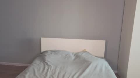 Mila online show from September 20, 6:58 am