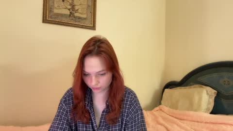 Snapshot of milav_ chatting on May 31, 12:12 pm Lana online show from May 31, 12:12 pm