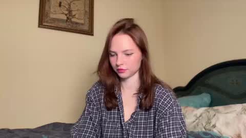 Snapshot of milav_ chatting on July 25, 2:47 pm Lana online show from July 25, 2:47 pm