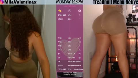 Snapshot of milavalentinax chatting on June 29, 5:13 pm Mila Valentina online show from June 29, 5:13 pm