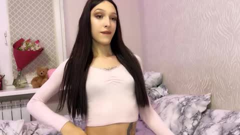 Snapshot of milaxmme chatting on December 1, 3:17 pm Milana online show from December 1, 3:17 pm