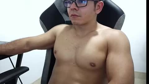 milcaritas3 online show from March 15, 6:19 am