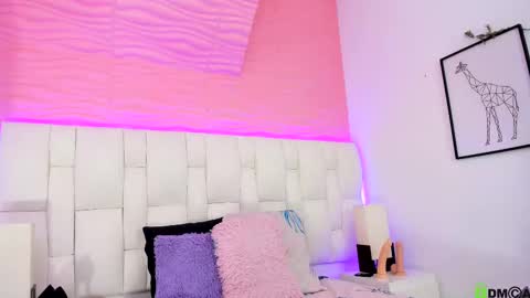 Snapshot of mile_loucrath chatting on January 23, 2:17 pm mile_loucrath online show from January 23, 2:17 pm