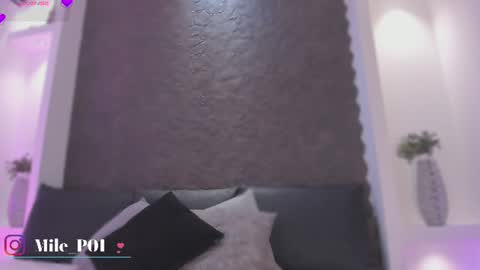 Snapshot of mile_perez chatting on July 2, 8:48 pm M I L E online show from July 2, 8:48 pm