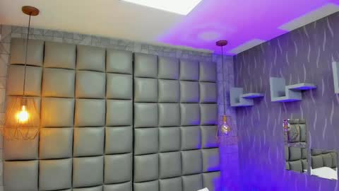 Snapshot of mile_u chatting on January 28, 3:47 am Milena online show from January 28, 3:47 am